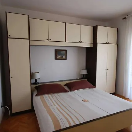 With Parking Space Njivice, Krk - 21869 ニヴィーチェ