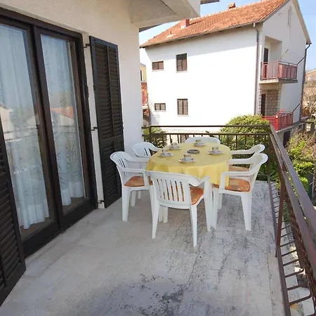 Apartment With A Parking Space Njivice, Krk - 21869 Njivice
