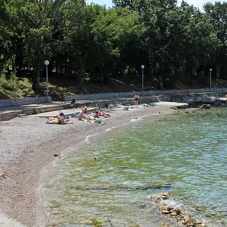 アパート With Parking Space Njivice, Krk - 21869 ニヴィーチェ