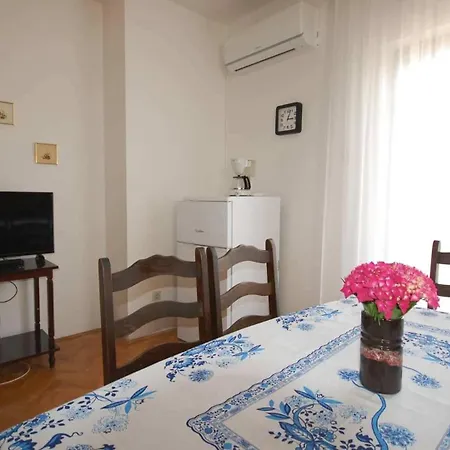 With A Parking Space Njivice, Krk - 21869 Apartment *
