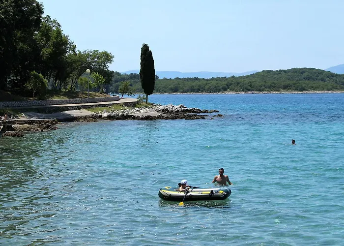 With Parking Space Njivice, Krk - 21869 アパート ニヴィーチェ