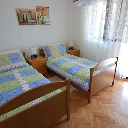 With Parking Space Njivice, Krk - 21869 * ニヴィーチェ